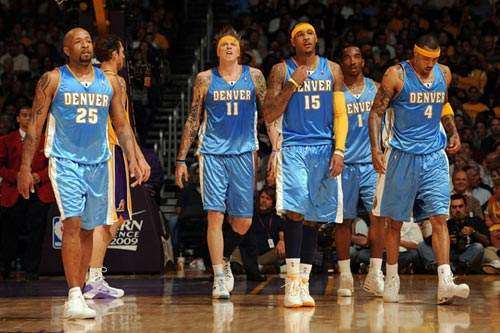 趣味民间游戏，萌娃乐享童趣——寻乌县新东幼儿园开展“老鹰抓小鸡”户外游戏活动