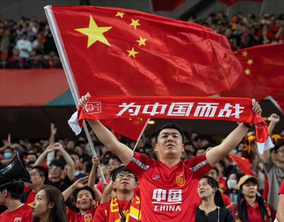 不仅是