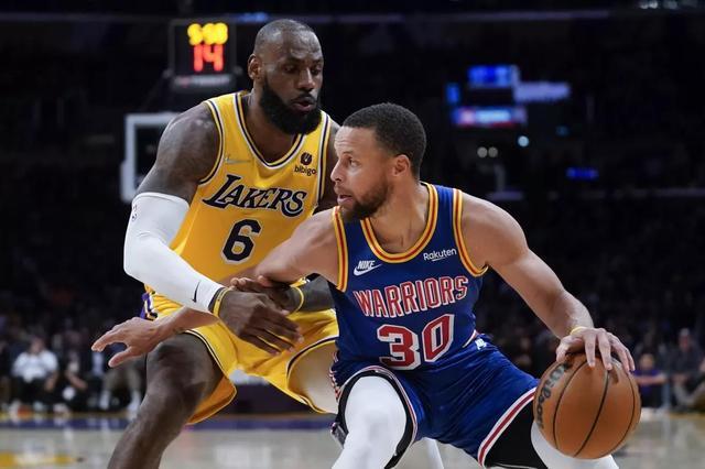 硬汉归位！小贾末节爆砍8分救主，火箭119-113止连败，杜兰特为他喝彩