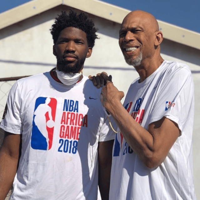 图片报：拜仁正在考察桑托斯19岁的巴西左后卫索萨