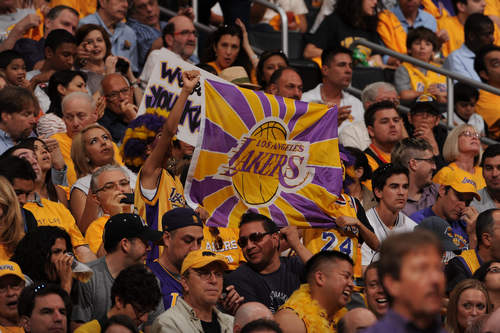 骁龙电竞先锋全球赛2025移动大师赛《决胜巅峰》项目开赛，决胜巅峰授权赛事合作开启