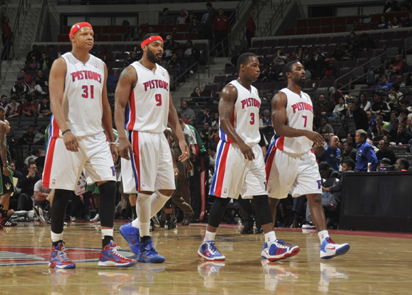 经典世界赛加强艾希！世界赛版本英雄浮出水面！又要给T1定制版本了