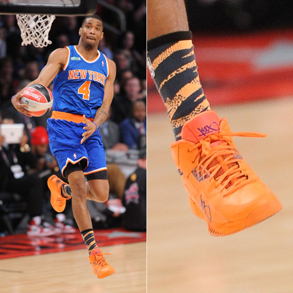 鲍队：来支持了助攻回礼了解一下 🏆❤️