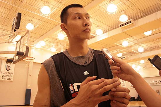 【球星】东契奇vs灰熊集锦 独揽34+6+8攻传两端皆有建树