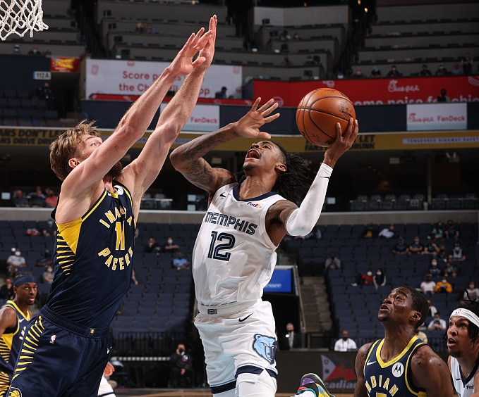 主动发声拒绝交易后卫，火箭是破罐子破摔？杜兰特已全力以赴